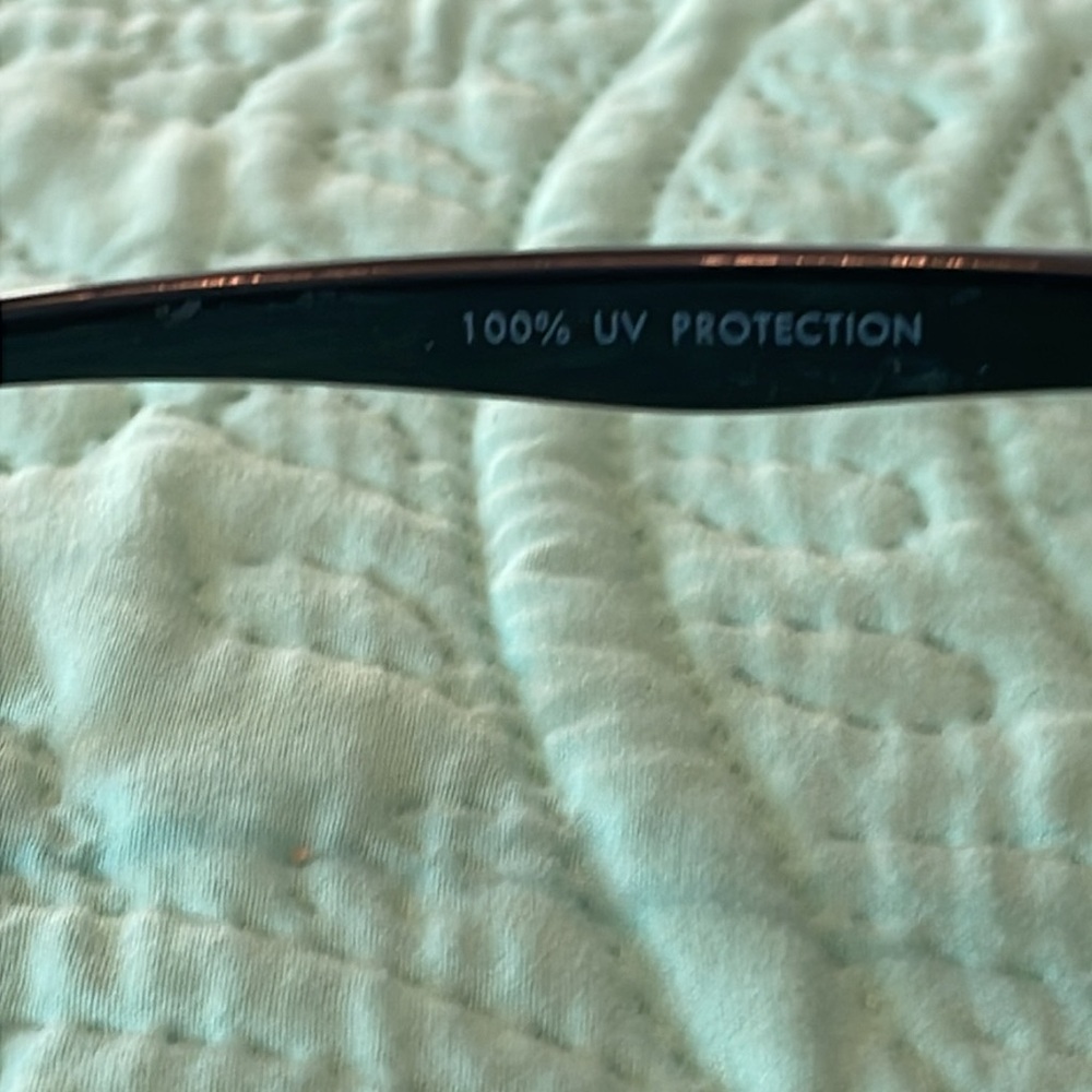 sunglasses - Picture 3 of 3